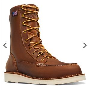 Danner Bull Run Moc Toe
8" Tobacco Boots